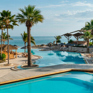 Punta Sal Suites & Bungalows Resort 2026 Regular (Con alimentación – Sin traslado)