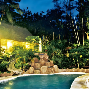 Ceiba Tops & Puente Colgante Especial 4 días 3 noches